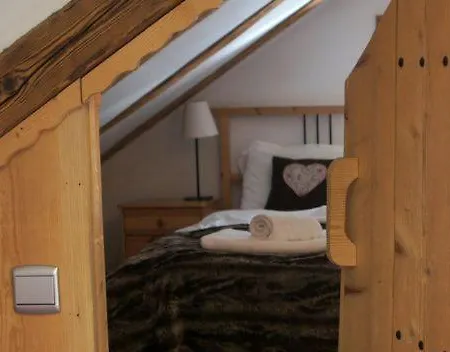 Chalet Heidi Bed and Breakfast *